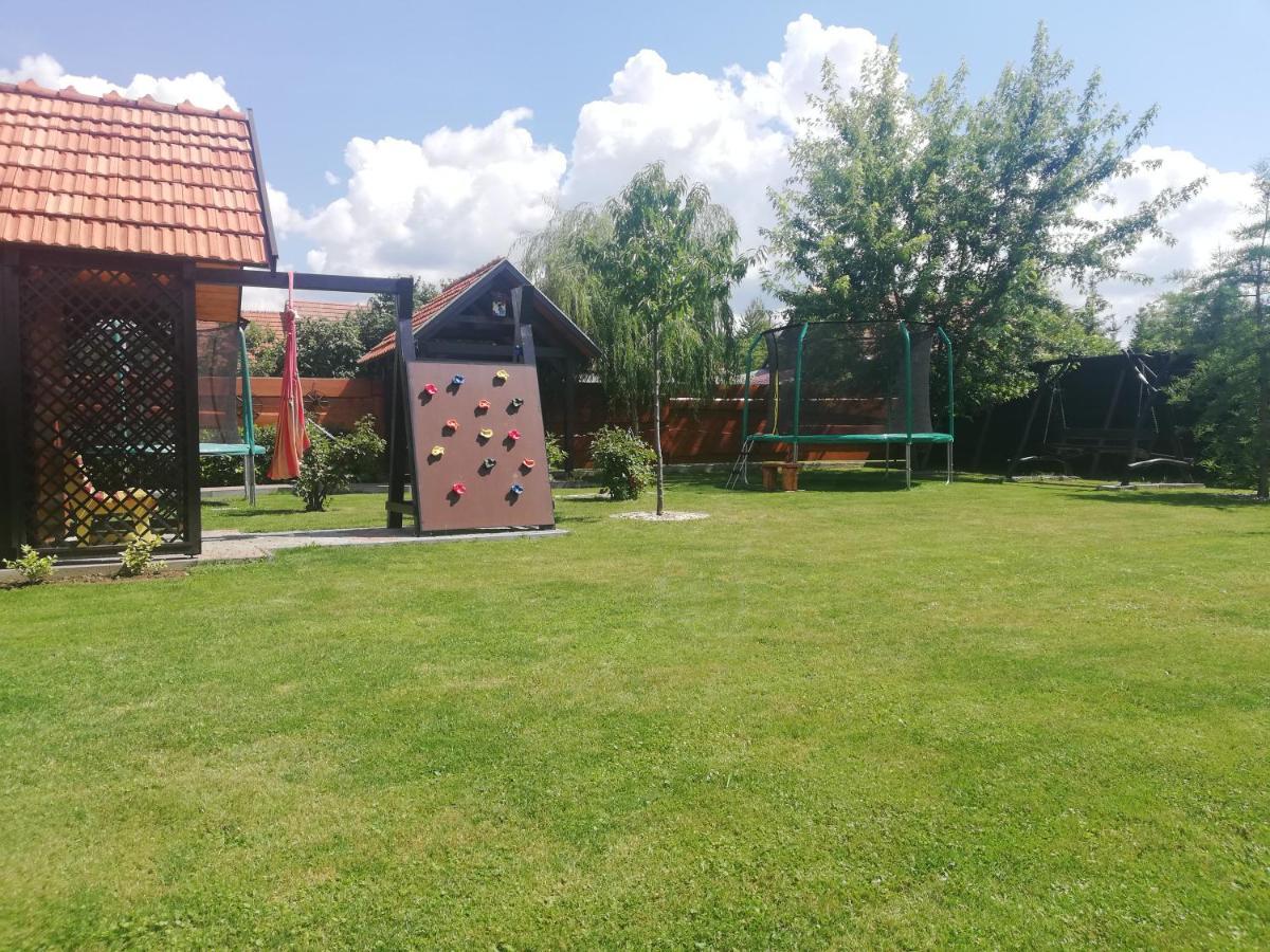 Penzion Kozak B&B Sebedražie Eksteriør bilde